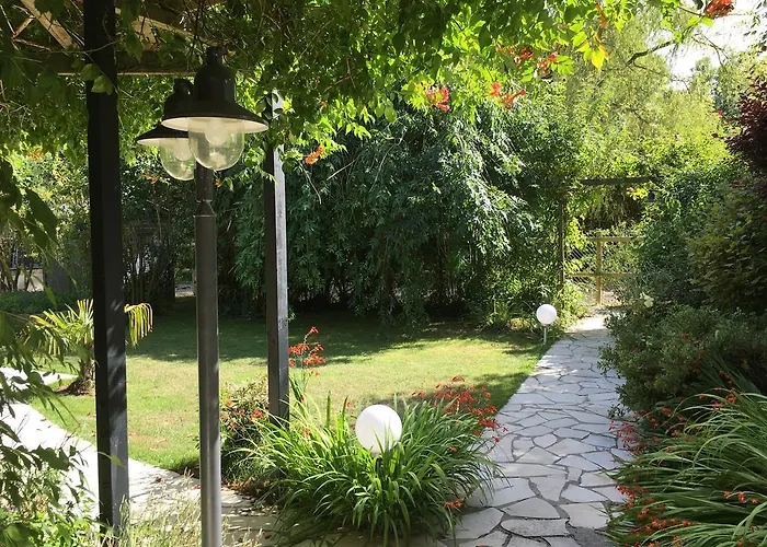 Chambres D'hotes Ferme De La Cordiere Noyers-Bocage